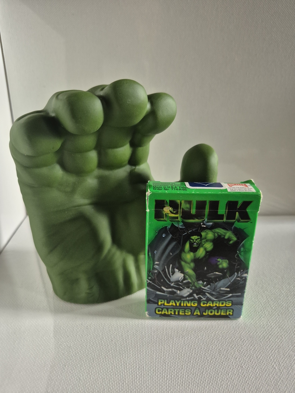 🆓️🎁 Marvel Hulk Green Playing Cards & Hulk Fist